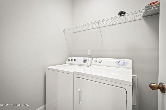 Building Photo - 6216 Clearsky Dr