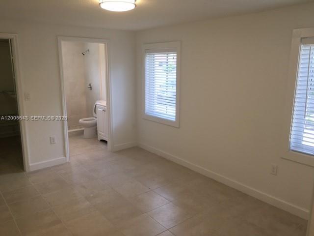 Building Photo - 805 NE 138th St