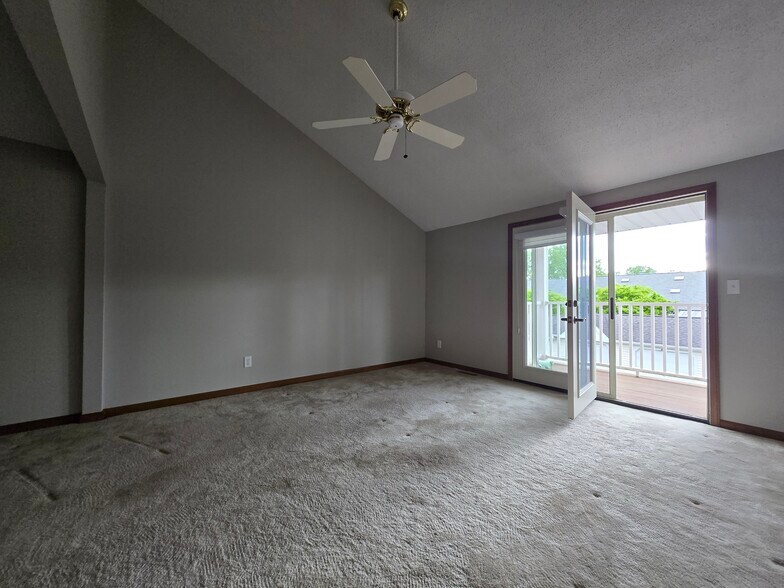 Building Photo - 4609 Chestnut Ridge Rd