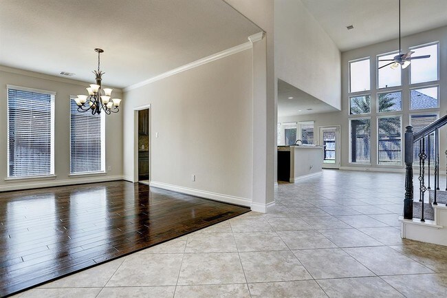 Building Photo - 27522 Kingsland Pl Ln