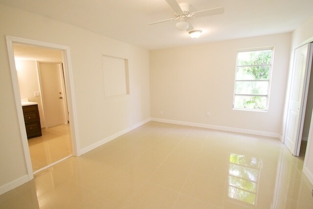 Building Photo - Beautiful & Modernized 3 Bed/3 Bath Pool Home For Rent in PSL!