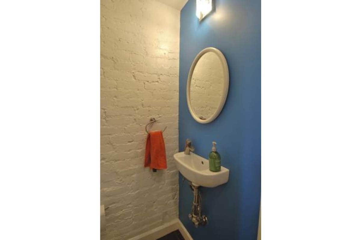 Building Photo - 1506 1st St NW