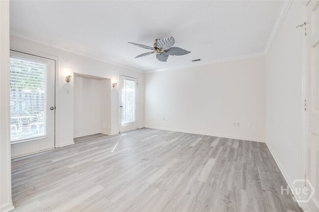 Building Photo - 10 Scuppers Ct