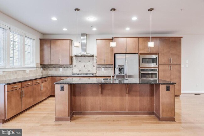 Building Photo - 3104 Magellan Ct