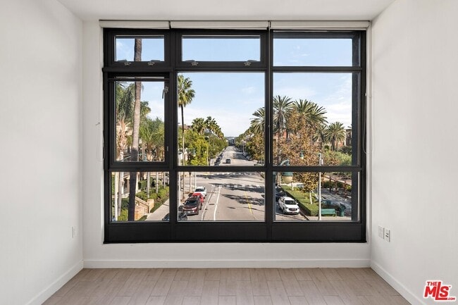 Building Photo - 13045 Pacific Promenade