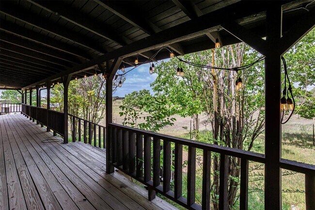 Building Photo - 1700 Co Rd 270