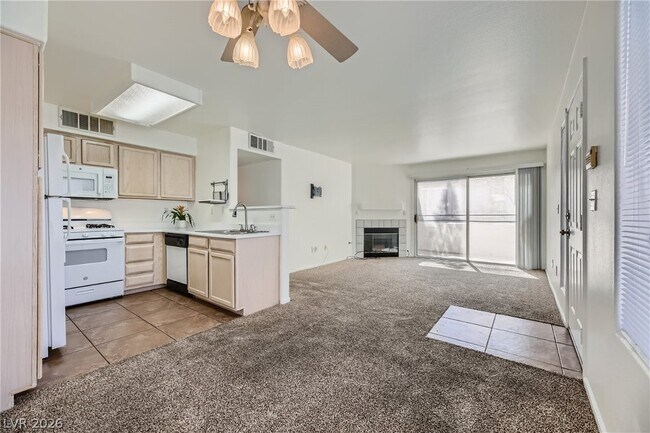 Building Photo - 3103 Key Largo Dr