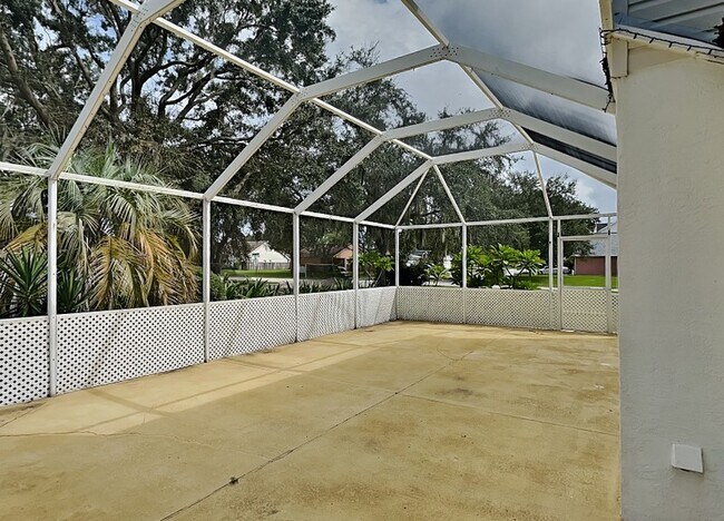 Building Photo - 10935 Rushwood Way