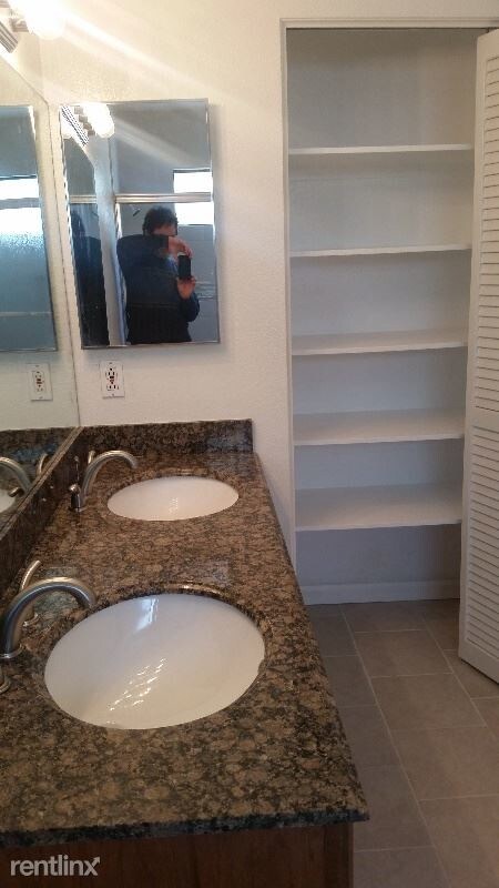 Building Photo - 6047 Joaquin Murieta Ave