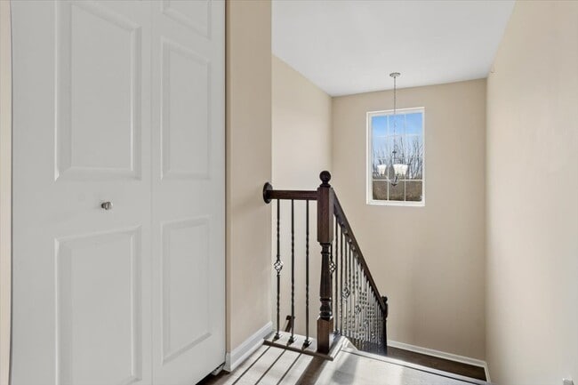 Building Photo - 2942 Madison Dr