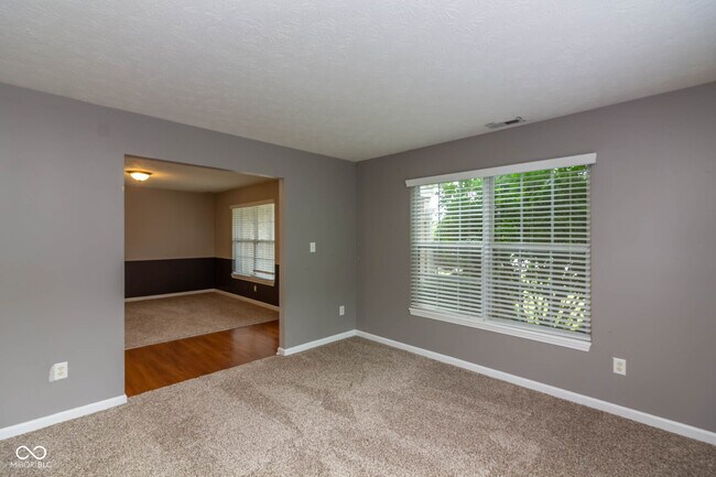Building Photo - 7646 Sand Run Ct
