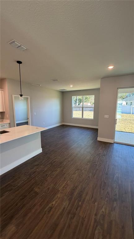 Building Photo - 76 Boston Ln