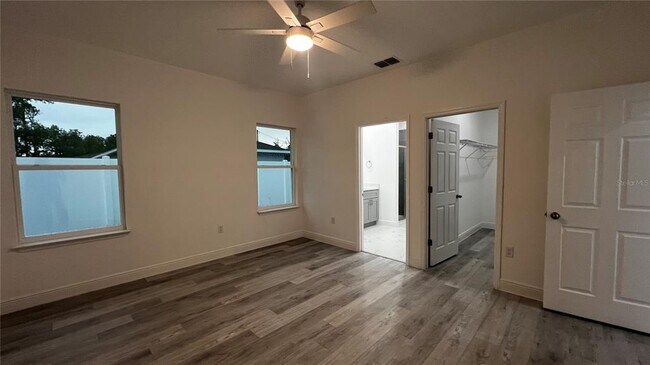 Building Photo - 14927 SW 63rd Ct