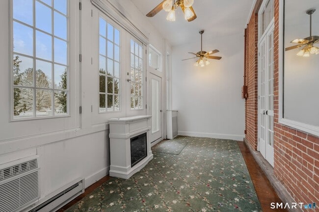 Building Photo - 9 Lyme St