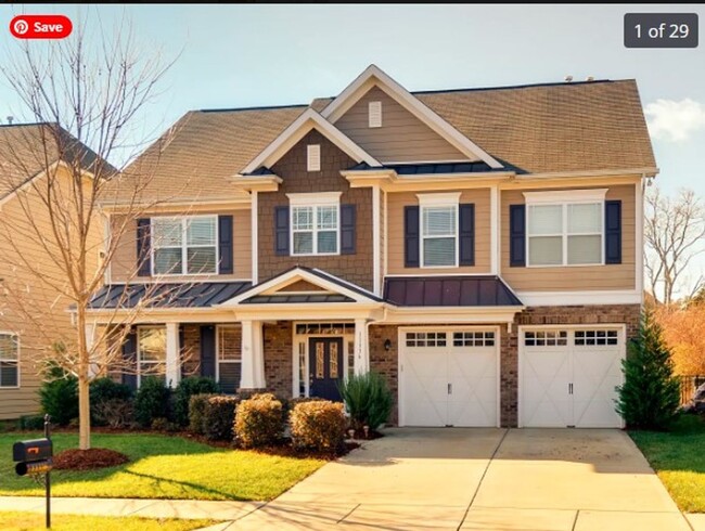 Primary Photo - Beautiful home in the heart of Ballantyne