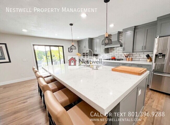 Building Photo - 1497 E Federal Heights Dr