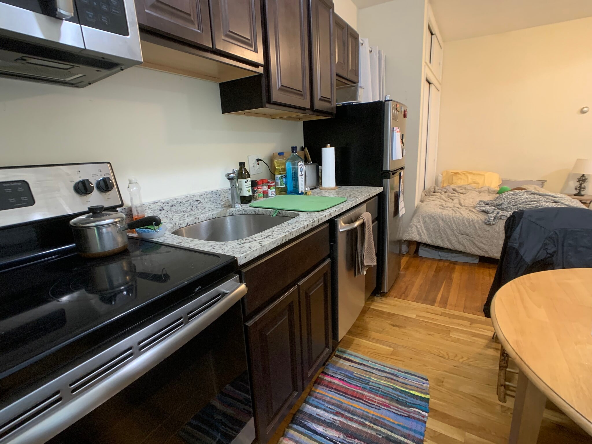 Building Photo - 15 University Rd