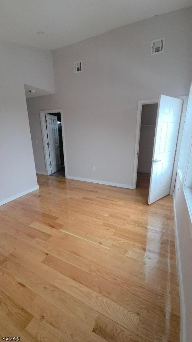 Building Photo - 10 Shaw Ave