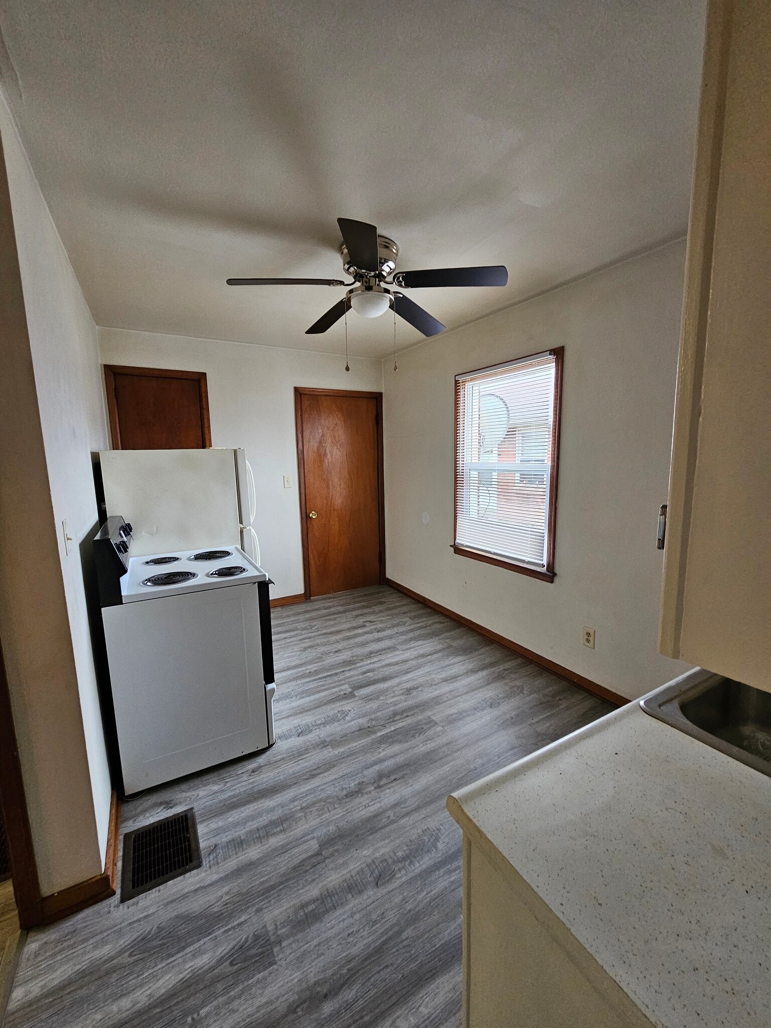 Building Photo - 3119 Jefferson St