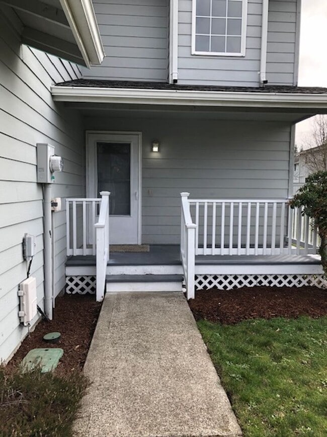 Building Photo - 15308-15310 Berry Valley Rd SE