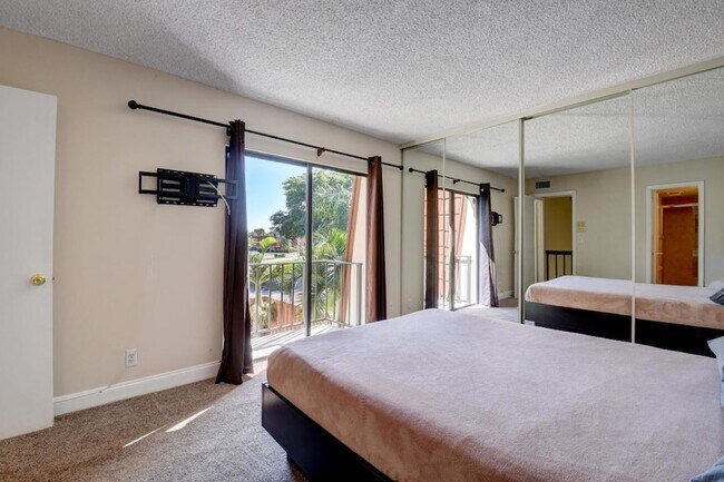 Building Photo - 3409 Spanish Wells Dr