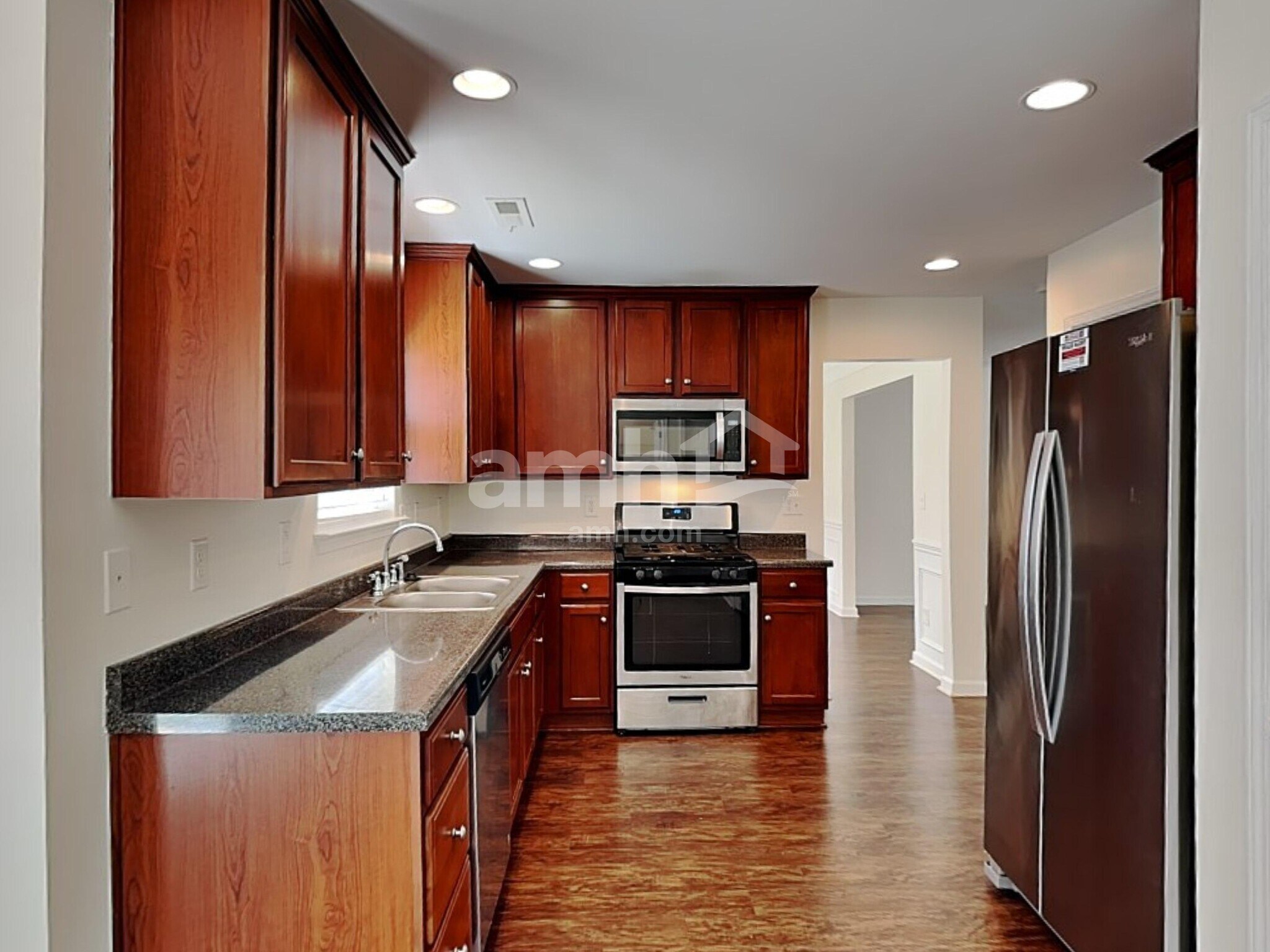 Building Photo - 1649 Woods Ln