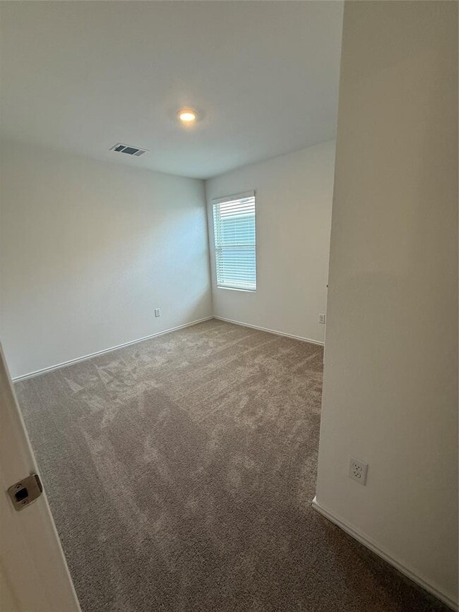 Building Photo - 228 Basalt Dr
