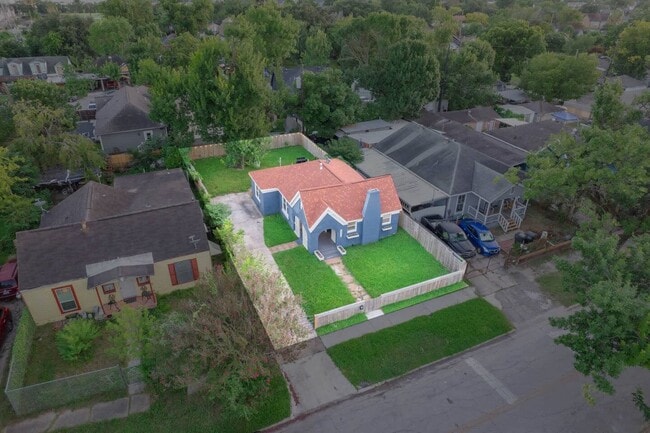 Building Photo - 5312 Jefferson St