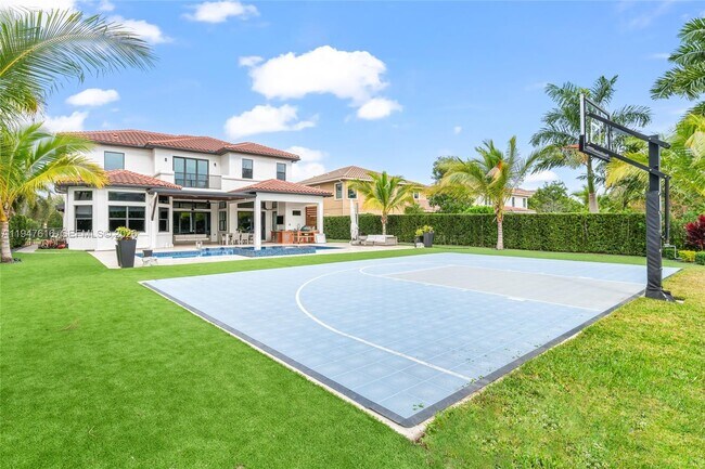 Building Photo - 10220 Sweet Bay Ct