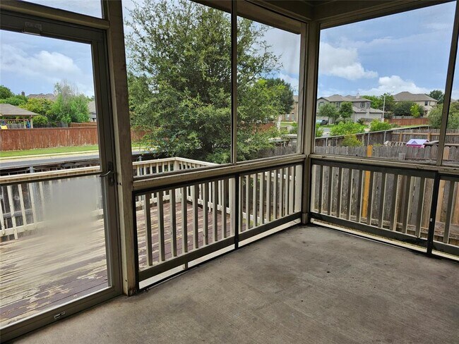 Building Photo - 360 Quarry Ln