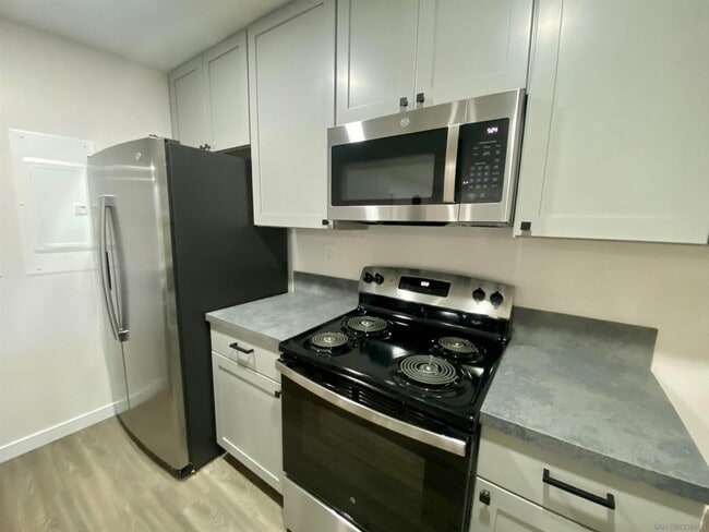 Building Photo - Beautifully Updated UTC Home with 2 Master Suites!