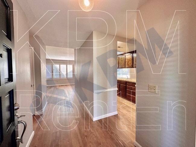 Building Photo - 2331 Shropshire Ct