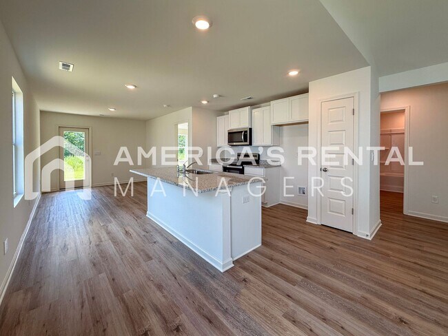 Building Photo - Coming Soon! Available to View NOW!!!
