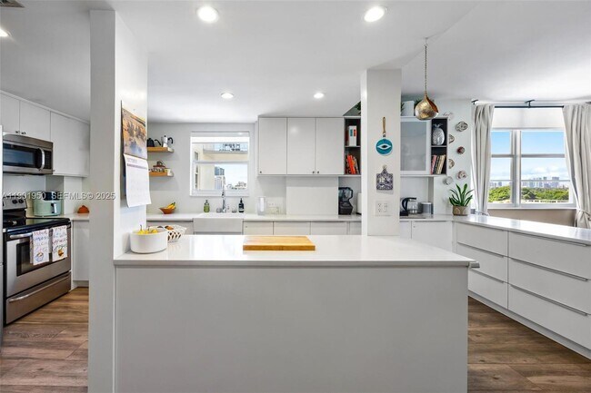 Building Photo - 2829 Indian Creek Dr