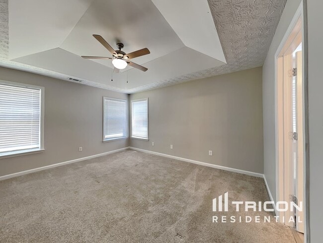 Building Photo - 3337 Coach House Ct