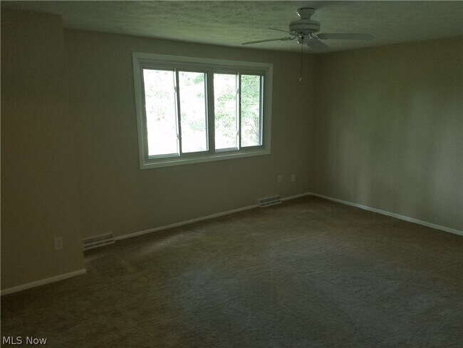 Building Photo - 1807 Higby Dr