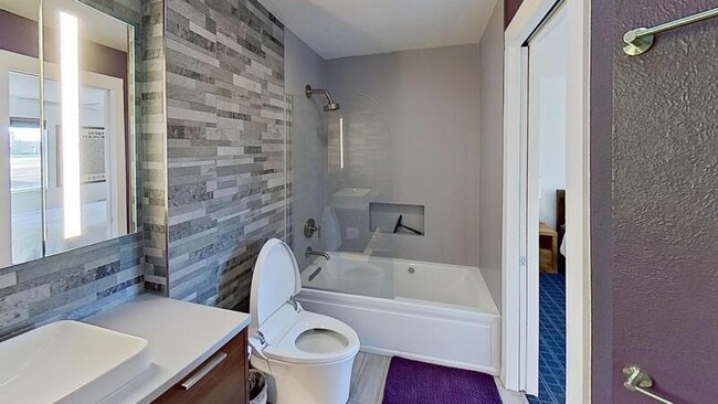 Building Photo - 11409 Jay St