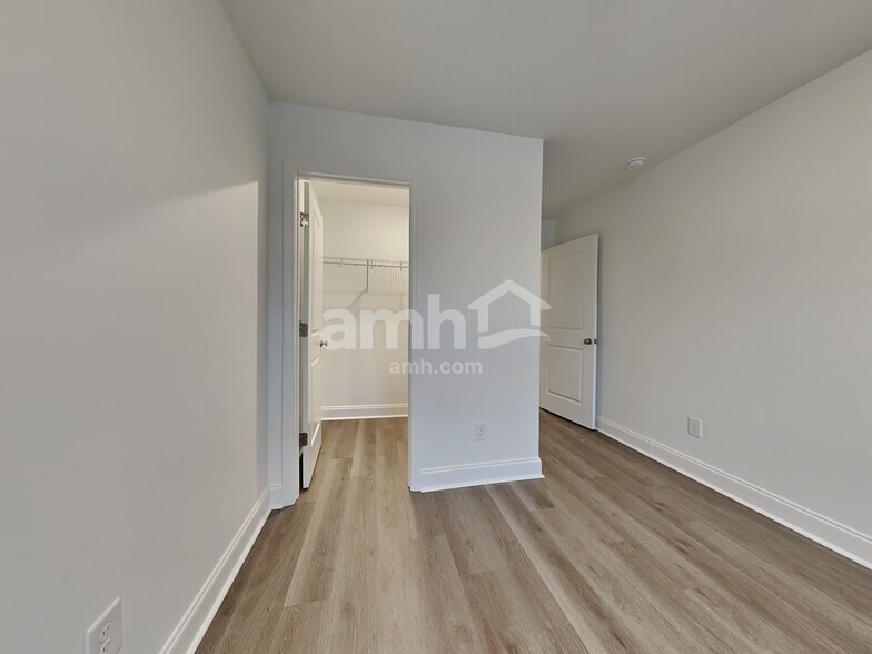 Building Photo - 168 Portside Pk Dr