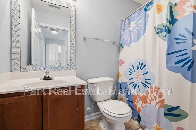 Building Photo - 1326 Stone Manor Dr