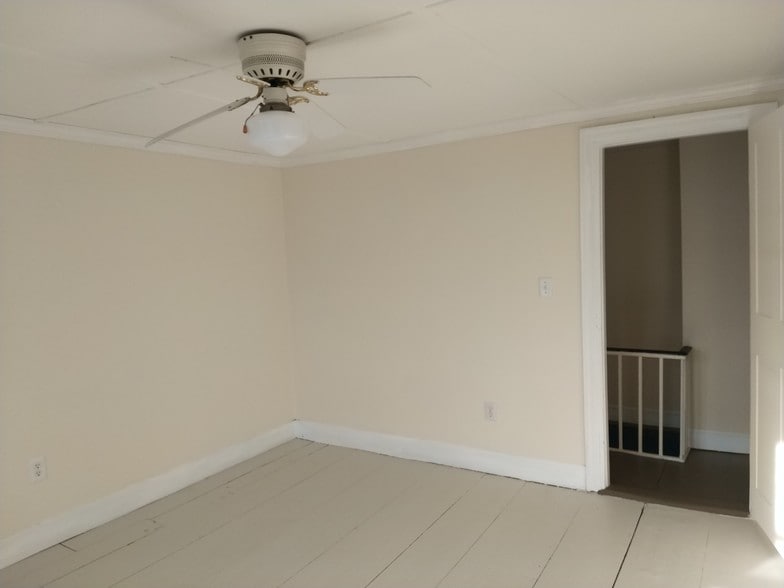 Middle bedroom - 1 Ocean Ave