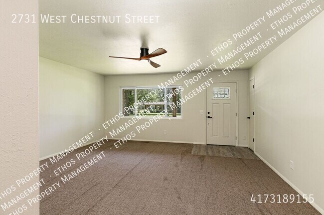 Building Photo - 2731 W Chestnut St