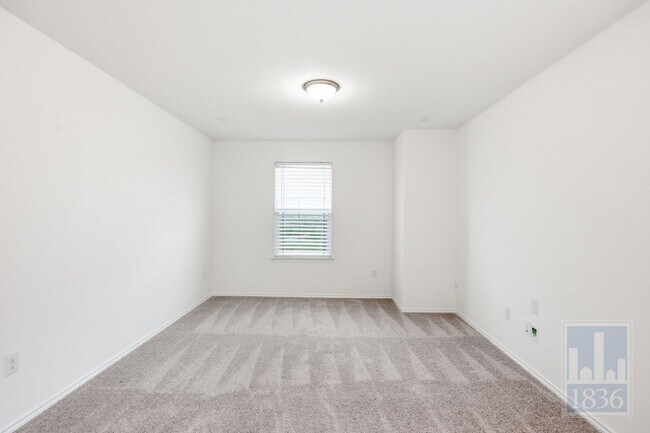 Building Photo - 7812 Song Sparrow Dr.