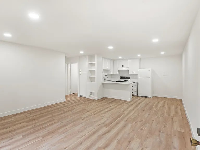 Building Photo - 6358 Rancho Mission Rd