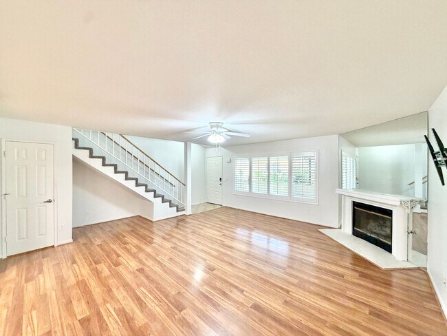 Building Photo - 25524 Sharp Dr