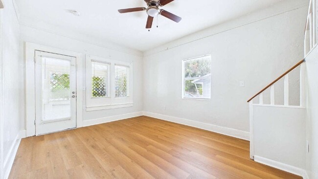 Building Photo - 1642 39th St S