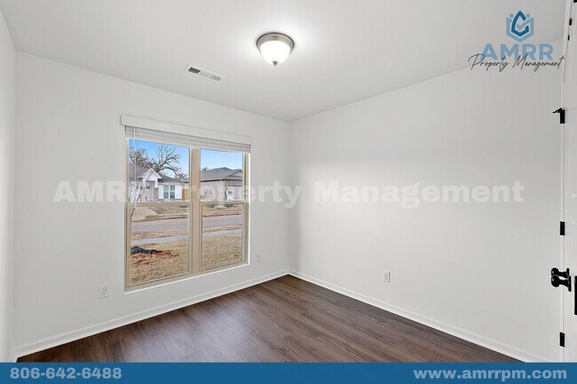 Building Photo - Modern 4-Bedroom Home – Perfect for Growing Families!