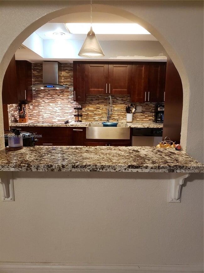 Building Photo - 11600 SW 83rd Terrace