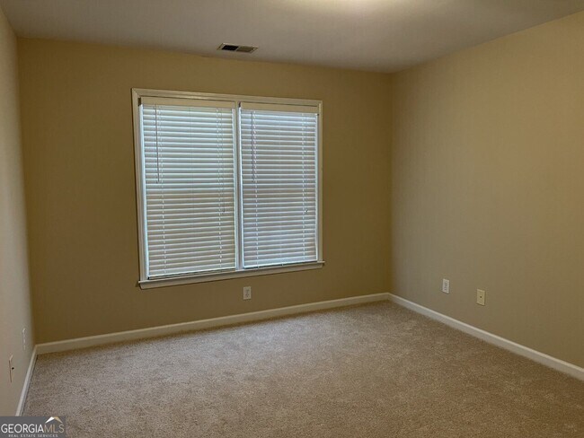 Building Photo - 2515 Longcourt Cir