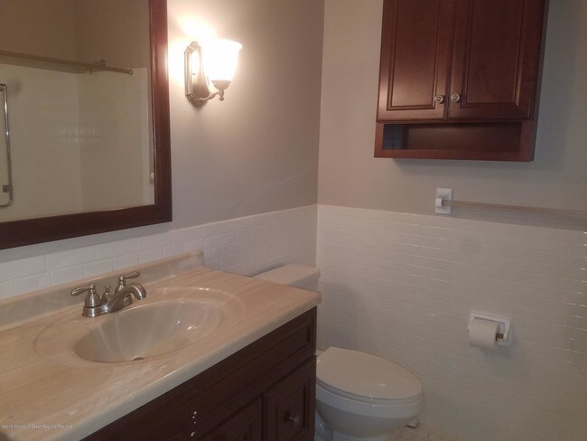 Building Photo - 229 Torrey Pines Dr