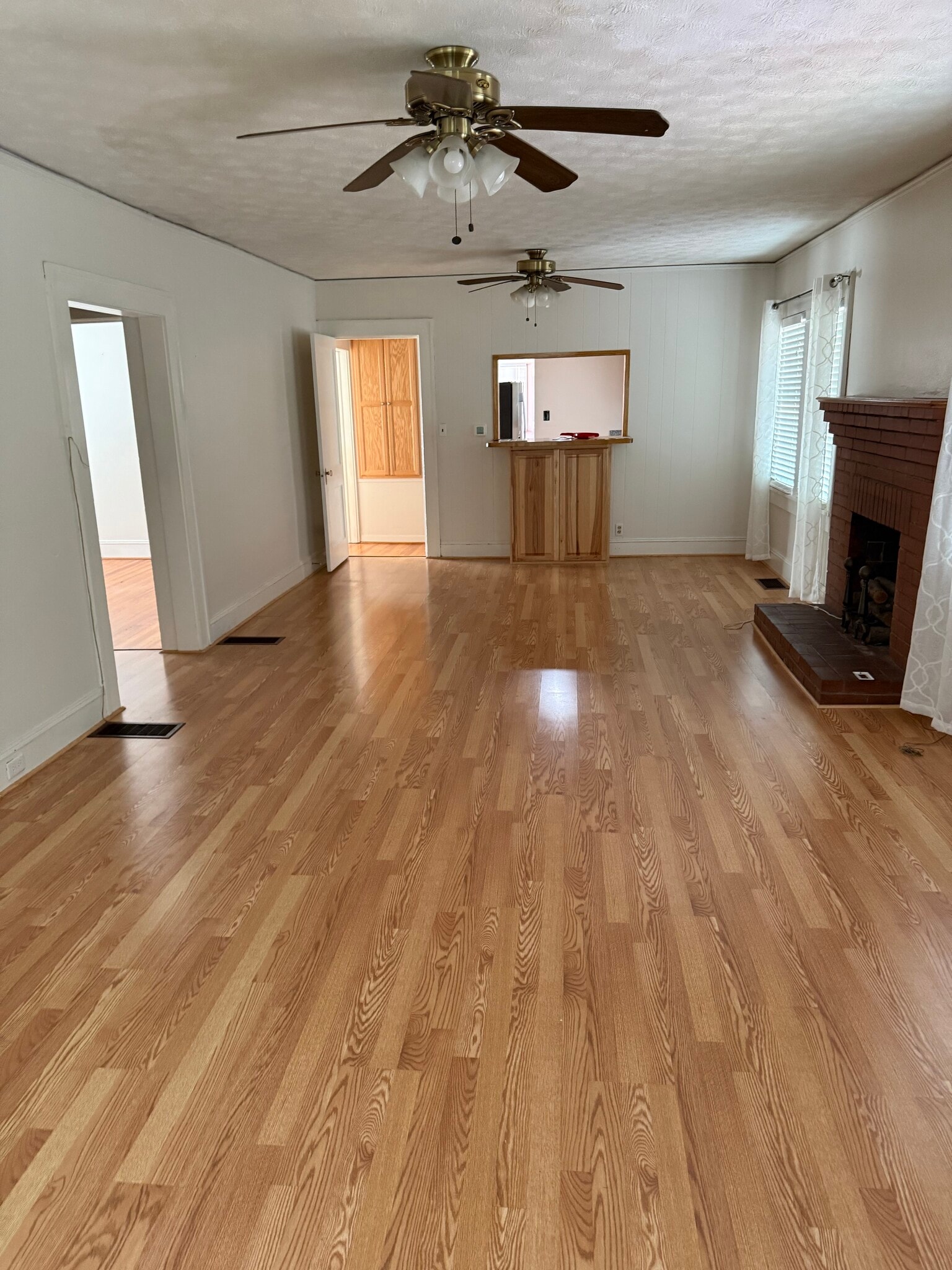 Living Room (viewed from Front Entrance) - 365 Asbury Rd